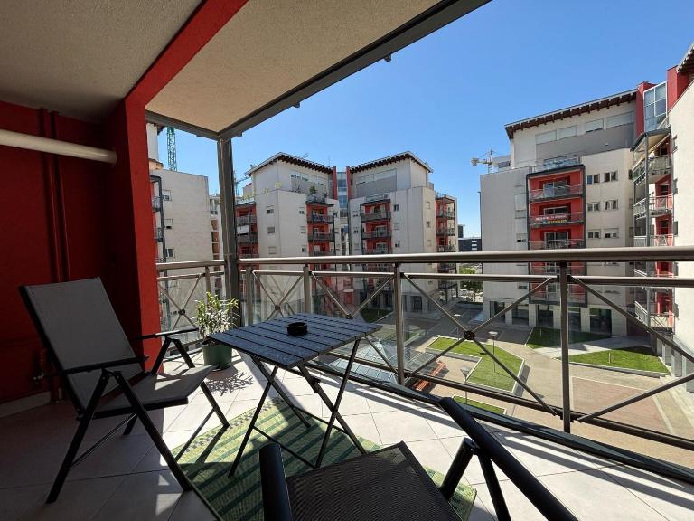 RingMo Apartment - Chambres d'hôtes Timişoara