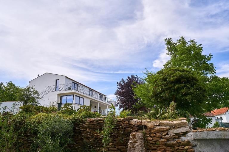 Sky House by Everkind - Chambres d'hôtes Bicas