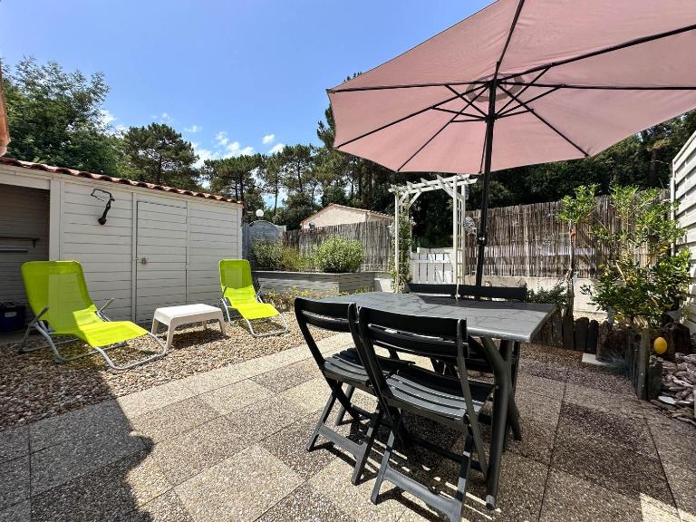 Maison rénovée 4 pers à La Palmyre, terrasse, animaux admis, parking - FR-1-705-18 - Ferienwohnung La Palmyre
