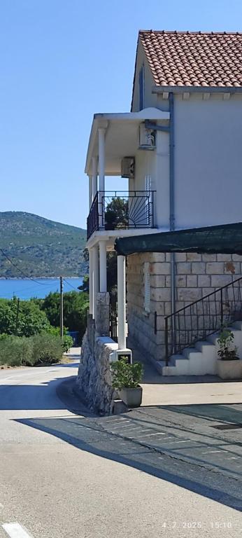 Apartmani Andric - B&B Slano