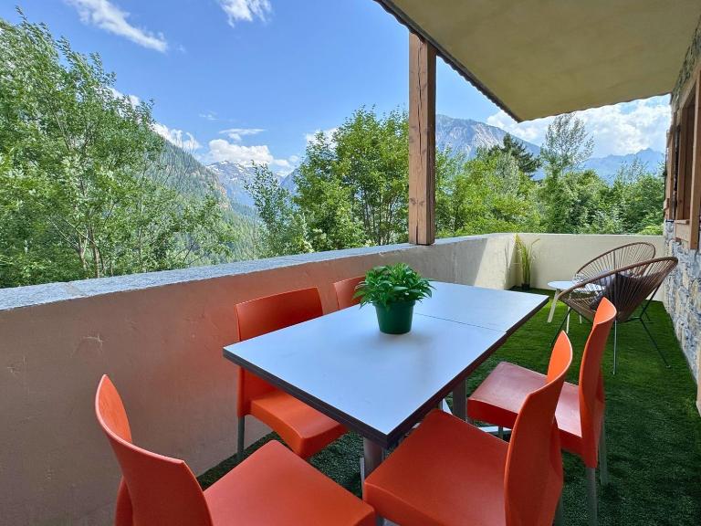 Borselier vue Montagne, Spa & Terrasse - Bed and Breakfast Champagny-en-Vanoise