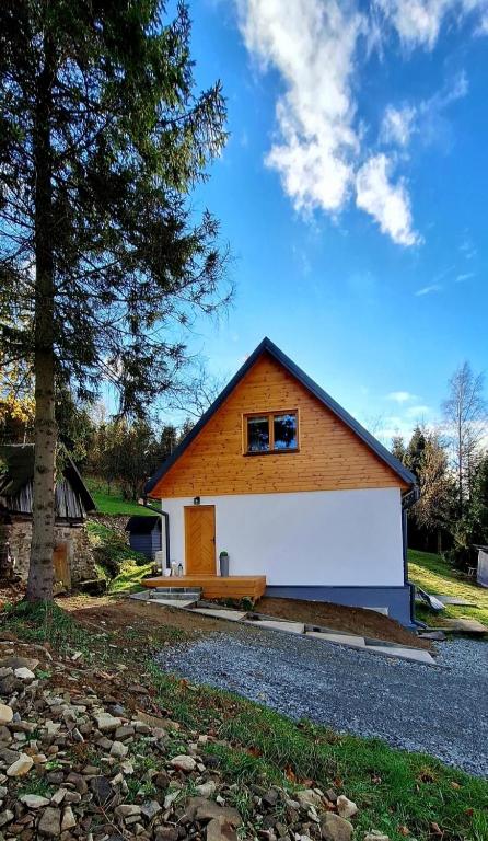 Spokojnia Dom Wiejski - B&B Zawoja
