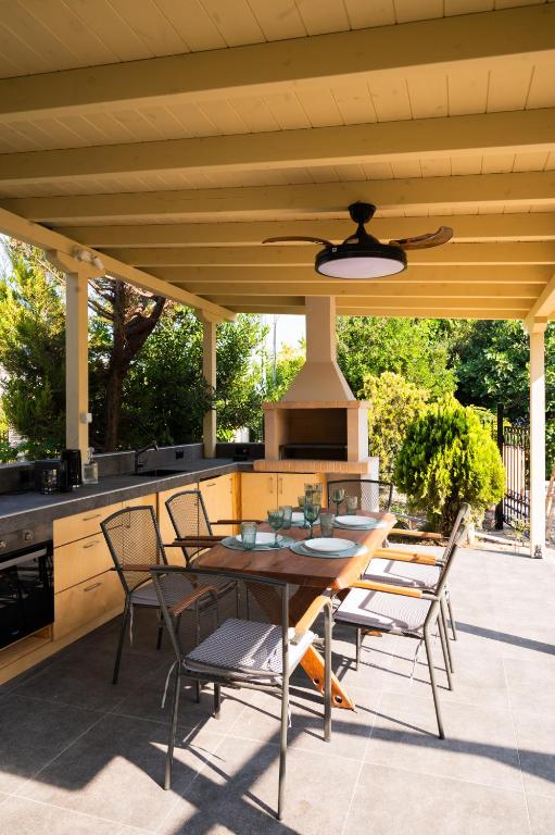 Villa Spitaki - Chambres d'hôtes Néa Kallikráteia