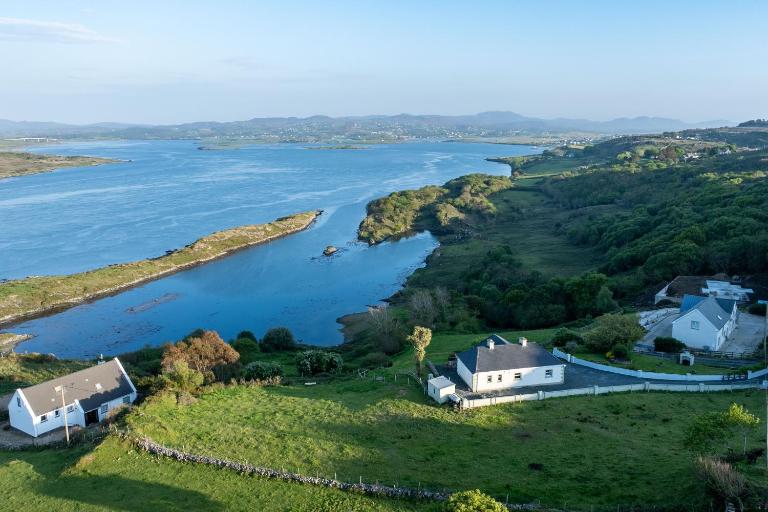Shoreline Cottage - B&B Rosapenna