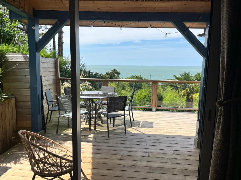 Bois Corail Maison de vacances jardin, vue mer & Spa - B&B Trouville-sur-Mer