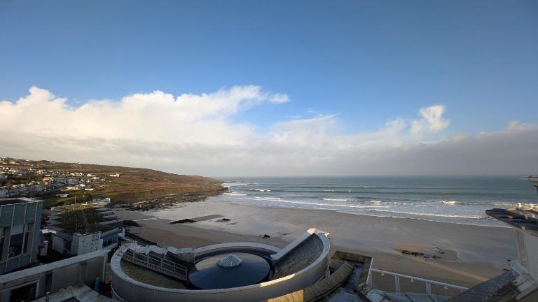 Tate Five Penthouse apartment with panoramic views of St Ives - Chambres d'hôtes St Ives