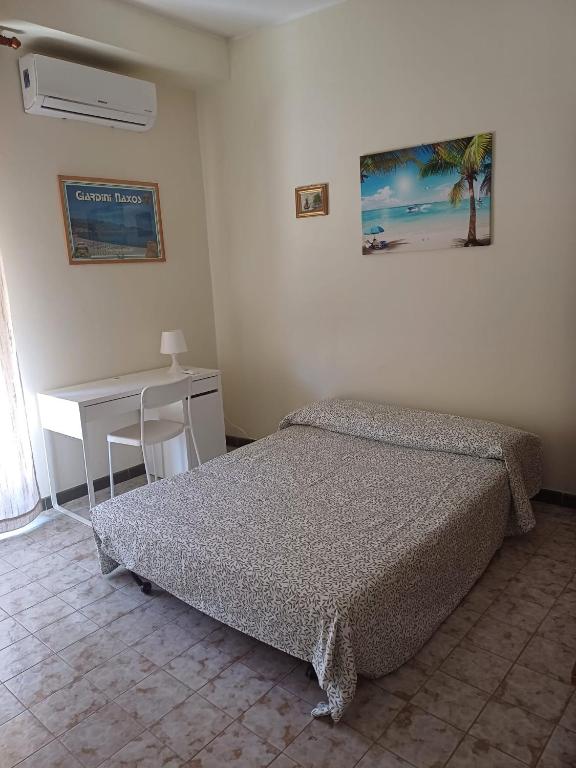 Welcoming Apartment - Chambres d'hôtes Giardini-Naxos