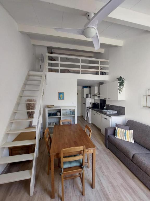 Appartement lumineux a CALVI - B&B Calvi