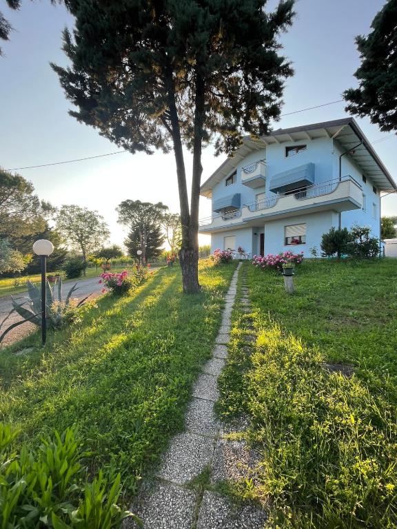 Appartamento Mansarda nel verde - Bed and Breakfast Tavullia