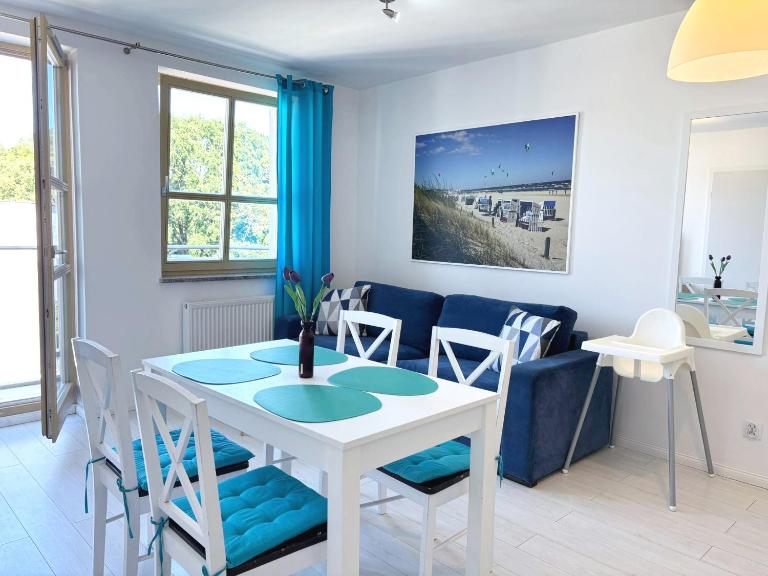 Apartamenty Bryza - Kwartał Róży Wiatrów 32 - Centrum - B&B Świnoujście