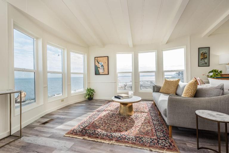 The Pink House - Dungeness Waterfront Home - Chambres d'hôtes Sequim