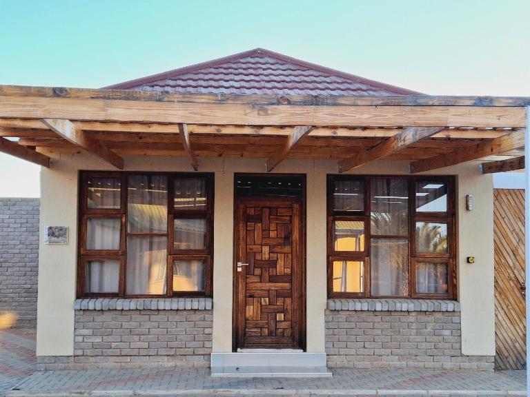 Duineveld Self Catering Cottage - B&B Kalkrand