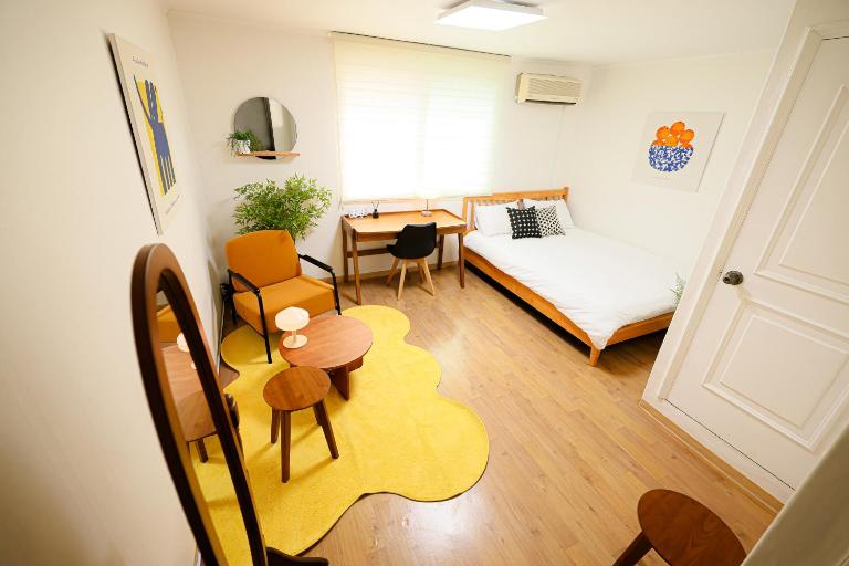 Daechi Stay #Gangnam #COEX #Gwanghwamun #Jamsil #LotteMall #SeoulTower #KSPO #KPOP - B&B Seul