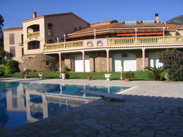 Auberge U Licettu - Chambres d'hôtes Cuttoli-Corticchiato