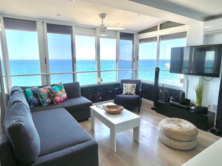 Apartamento duplex FAMILIAS a primera linea en Playa de Gandia - B&B Platja de Gandía