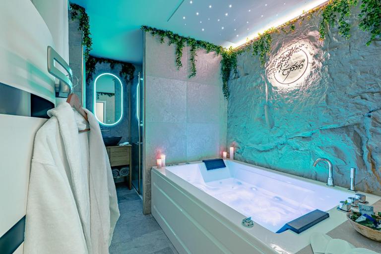 Ellendor - Spa privatif haut de gamme, luxe, ciel étoilé & expérience Seigneur des Anneaux - Ferienwohnung Évreux