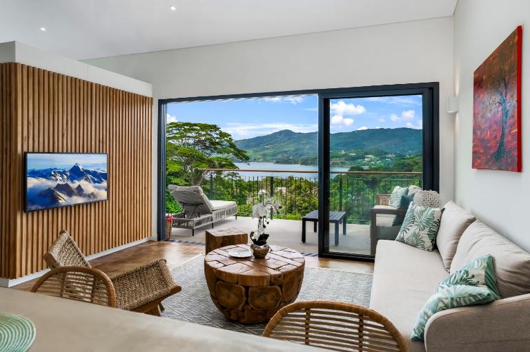 Red Palm Luxury Villas with Private Pools - Ferienwohnung Victoria