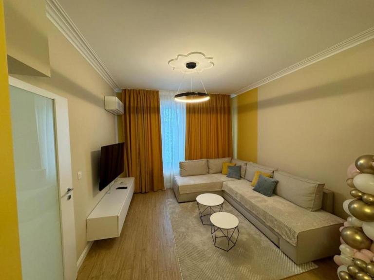 Homely Apartment in Lozenets Sofia - B&B Sofía