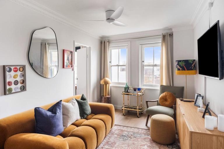 Aurelia Darling - Boutique Poolside Retreat near CBD - Chambres d'hôtes Sydney