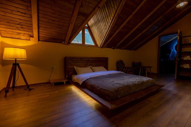 Kazbegi Mountain Suites - Ferienwohnung Stepantsminda