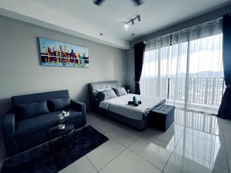Aurora Homes at i-City - WiFi TV Box and 1 Carpark - B&B Shah Alam