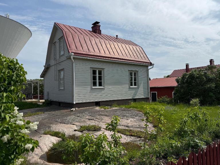 Villa with sauna, fireplace and free parking in the heart of Porvoo - B&B Porvoo