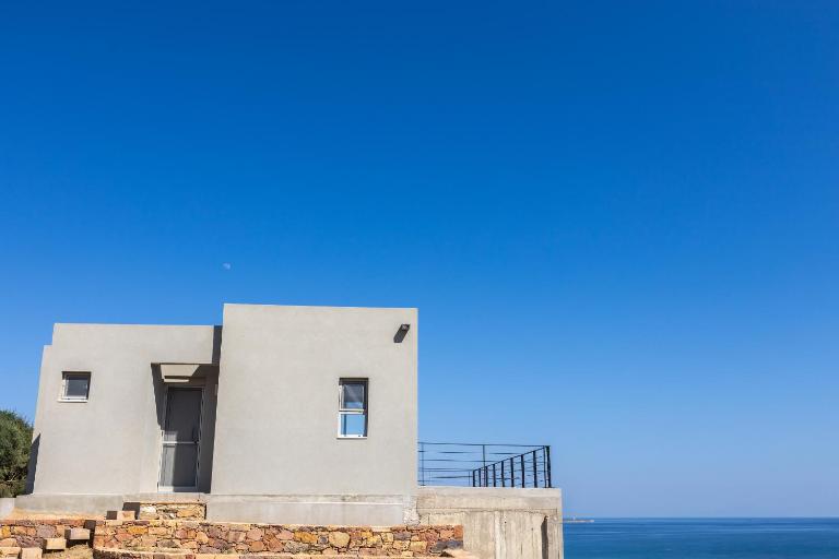 Ambi Homes 3 - B&B Karfas