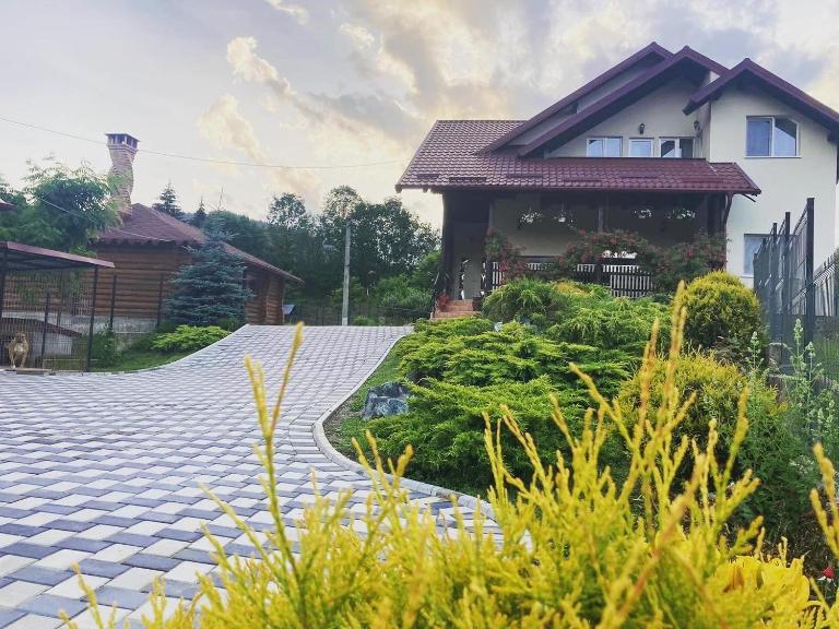 Casa Ungurianu - B&B Campulung Moldovenesc