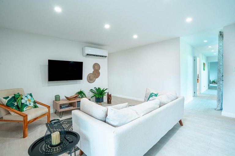 LNQ Peaceful 3BR Retreat, Walk to Beach - B&B Tamarindo