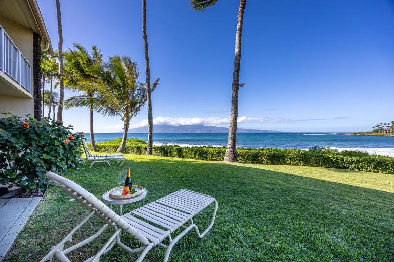 Napili Shores - Ocean Front Ground Floor - B&B Kahana