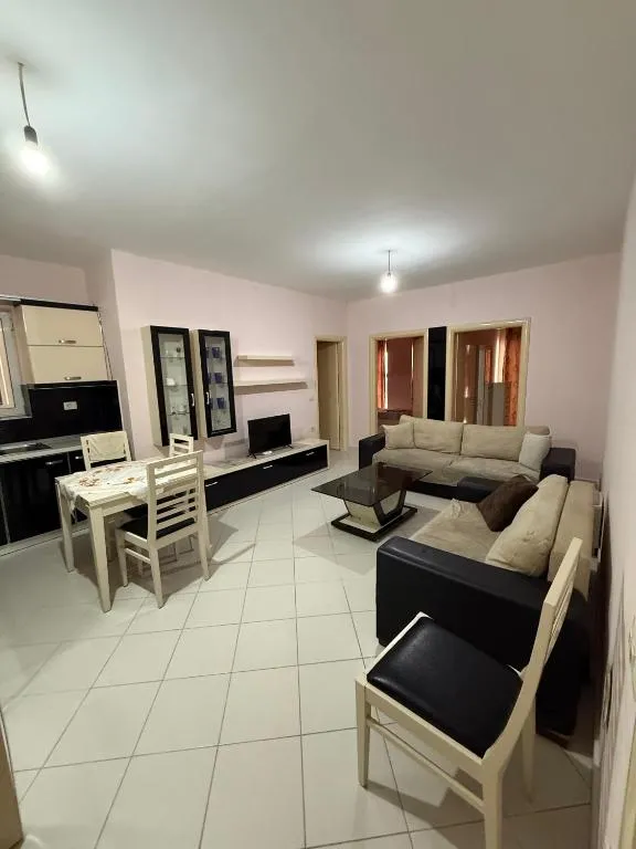 Apartament Lola - B&B Pogradec