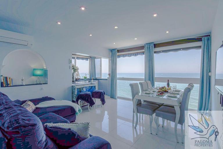Wonderful beachfront apartment - B&B Benalmádena