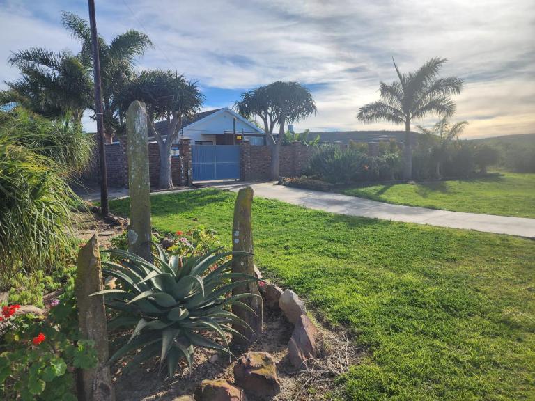 Addo Bush & Bay Cottage - B&B Port Elizabeth