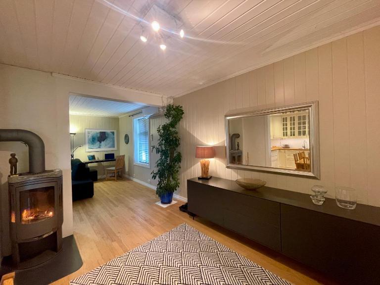 Charming Villa Central Moss for 6-8 people - Bed and Breakfast Moss