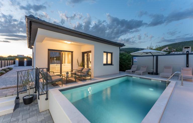 Villa Pamemani - Ferienwohnung Sveti Petar
