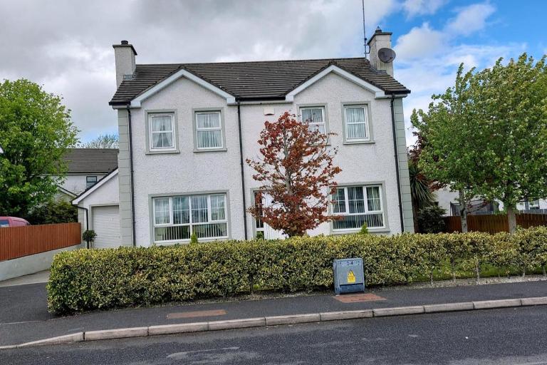 Carndonagh - 3-Bedrooms - Sleeps 6 7 - Garden - Chambres d'hôtes Carndonagh