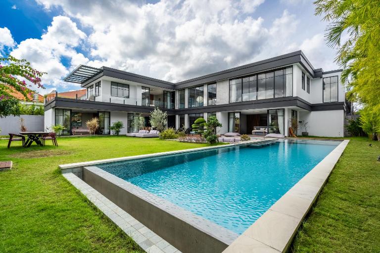 Soul Moon Family Villa - Ideal for Family Vacations - B&B Canggu