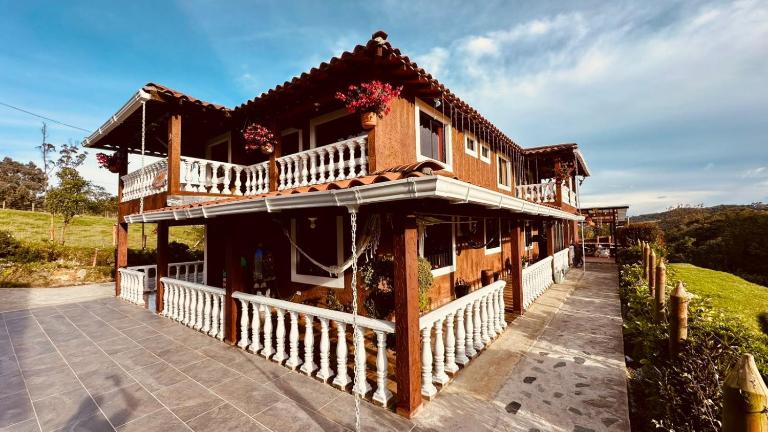 Finca campestre mi retoño - B&B Medellín