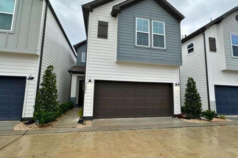 Houston Gated 3BR Near Major Events - Ferienwohnung Houston
