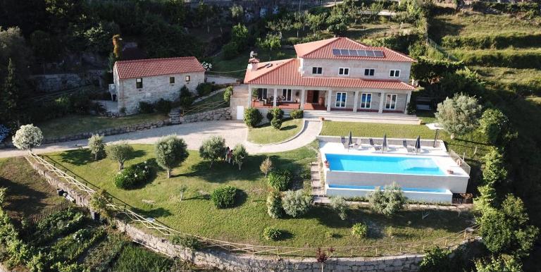Encosta do Sol - B&B Abadim