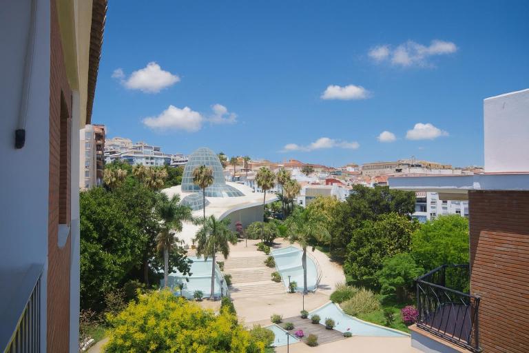 Apartment Orquidario in the centre and near the beach - Bed and Breakfast Estepona