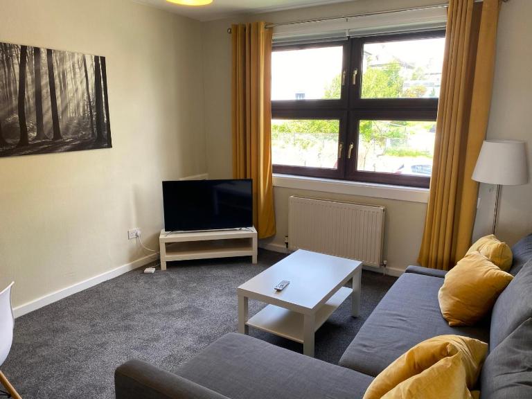 Glen Mhor - Beautiful two bedroom apartment Dunfermline - B&B Townhill