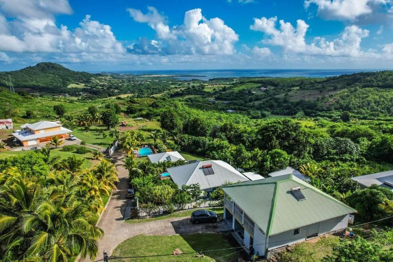 Maison typique au calme avec vue - B&B Le Marin
