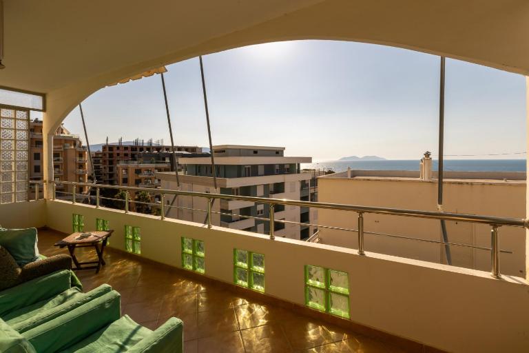 Wave Whispers Apt - B&B Vlore