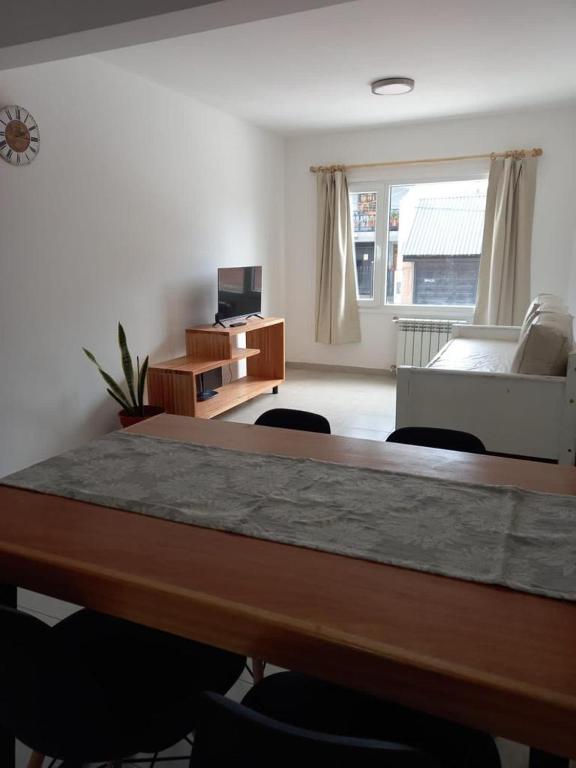 Bonito y amplio departamento en pleno centro - Chambres d'hôtes Bariloche