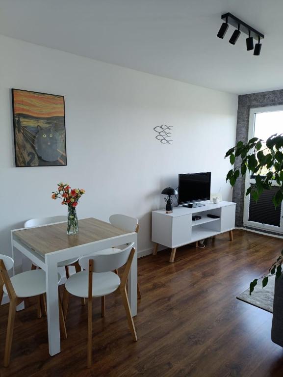 Sea4You Ustka Apartament z balkonem - Bed and Breakfast Ustka