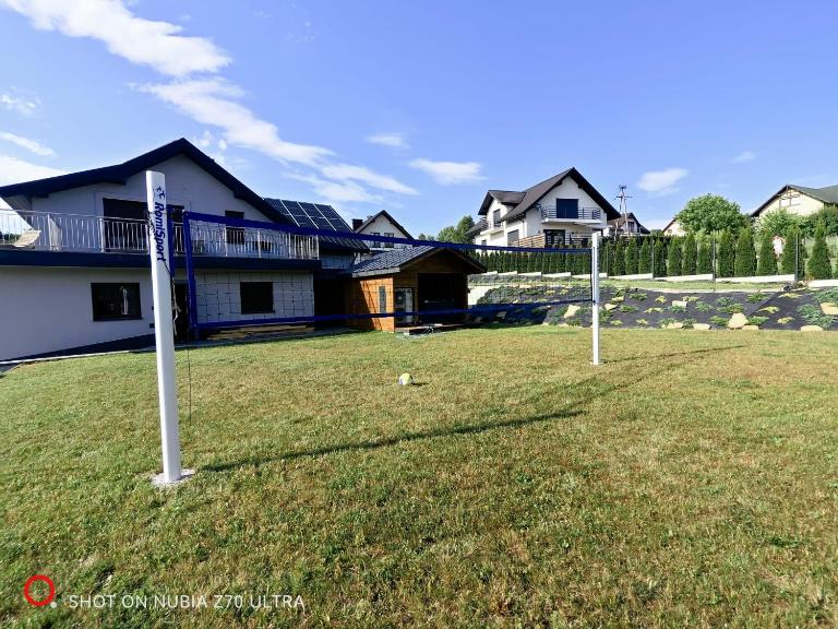 Żywiec Holidays - apartamenty i pokoje - Sauna - Game Room - Gry TV Play Station, bilard, lotki, piłkarzyki - sala integracyjna - możliwość zorganizowania przyjęcia nawet dla 27 osób - B&B Gilowice
