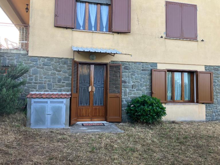 Casa indipendente con ampio giardino - B&B Avaglio
