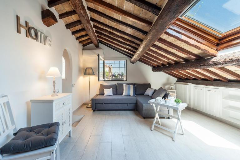 Renovated Luxury Sweet Penthouse - Campo Dei Fiori - B&B Roma