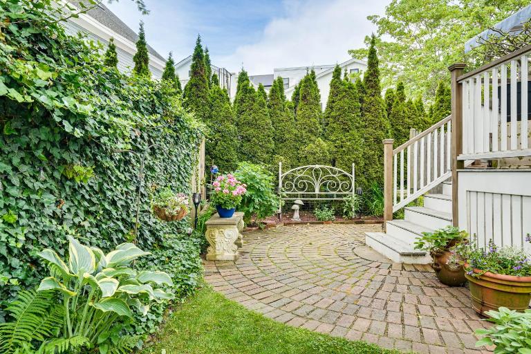 North Shore Townhome: 1 Mi to Singing Beach! - B&B Manchester-by-the-Sea